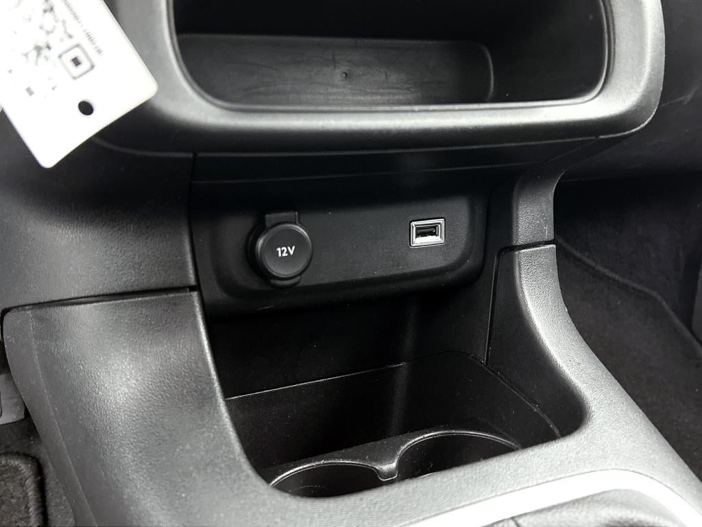 Citroen C3 83 pk shine | rijklaar | 17" lmv | camera | navigatie |