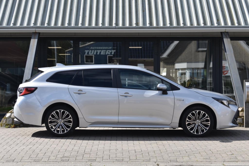 Toyota Corolla Touring Sports 1.8 hybrid sport plus | camera | afn. trekhaa