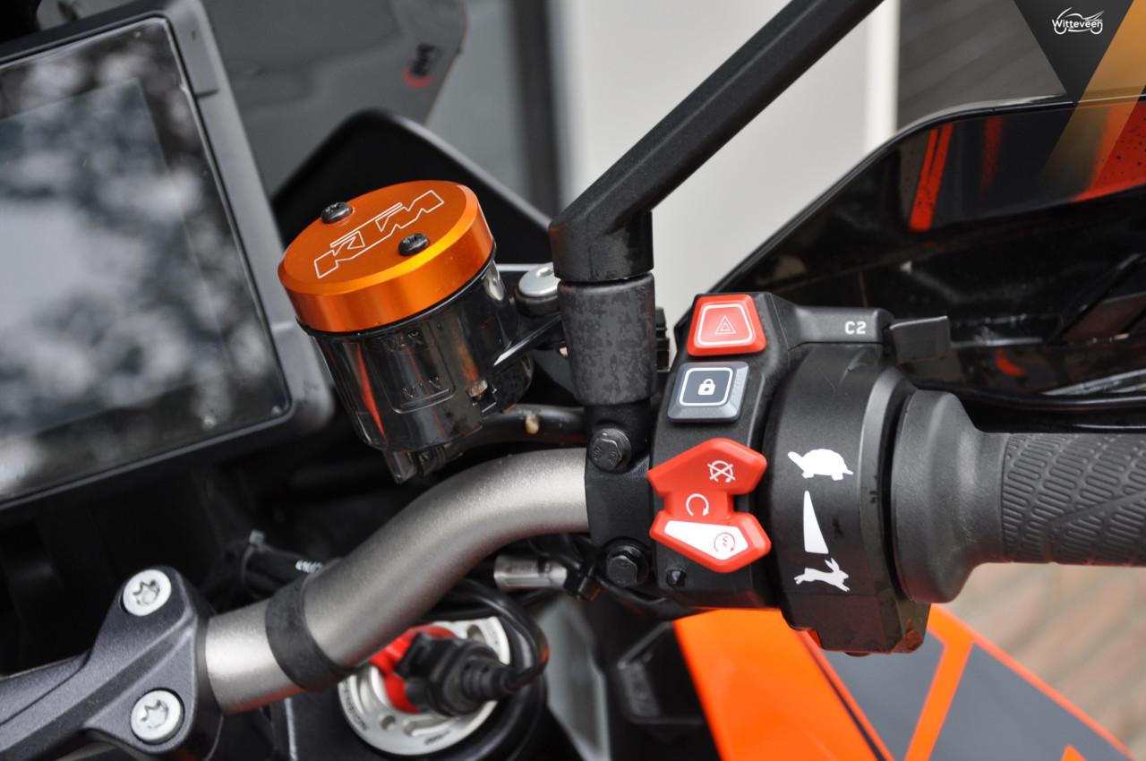 KTM 1290 SuperDuke GT