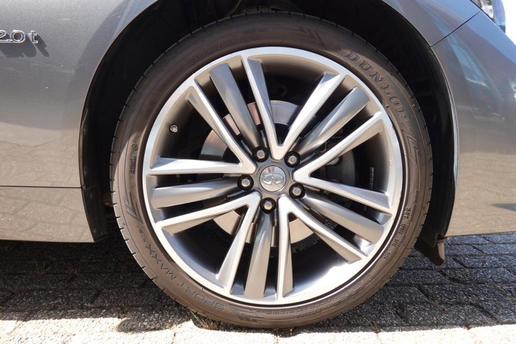 Infiniti Q50 2.0t sport