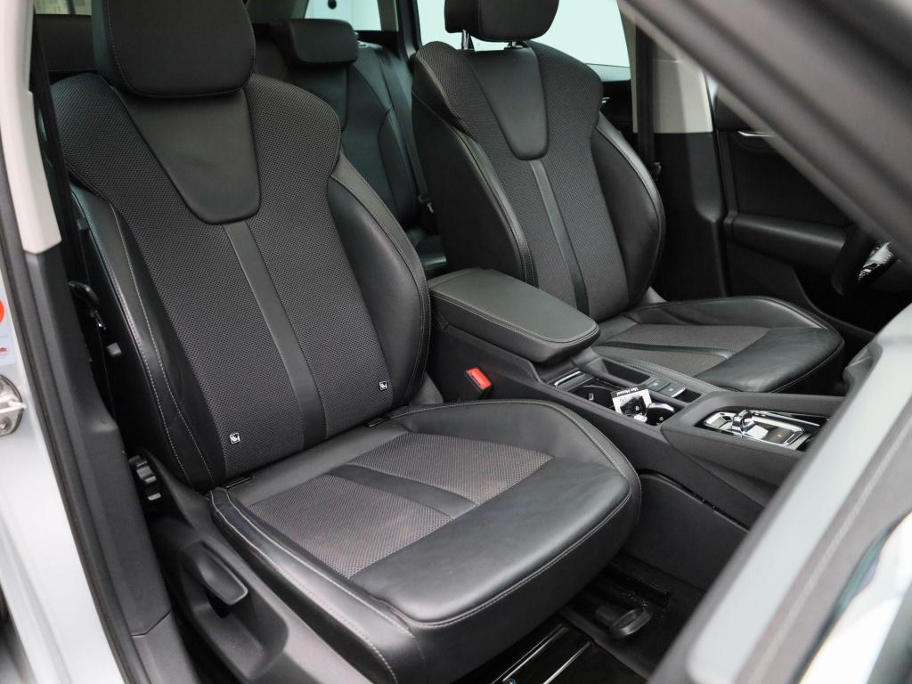 Skoda Octavia combi 1.5 e-tsi business edition | automaat | panoramadak | t