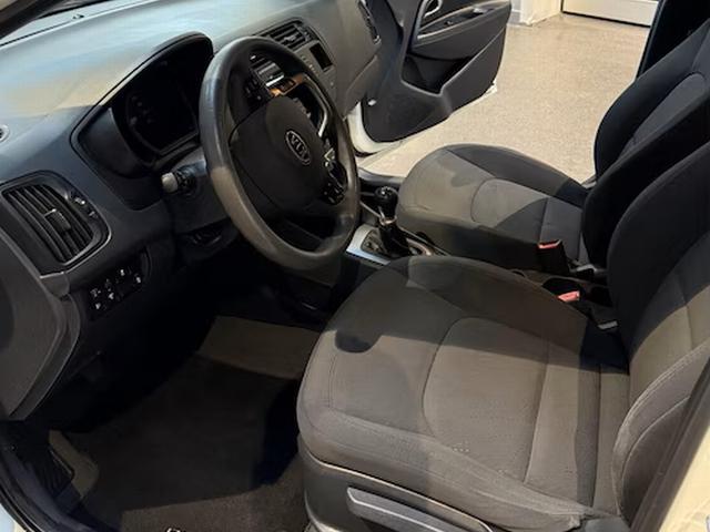 Kia Rio 1.2 cvvt airco | cruise | trekhaak | bluetooth | nap etc.