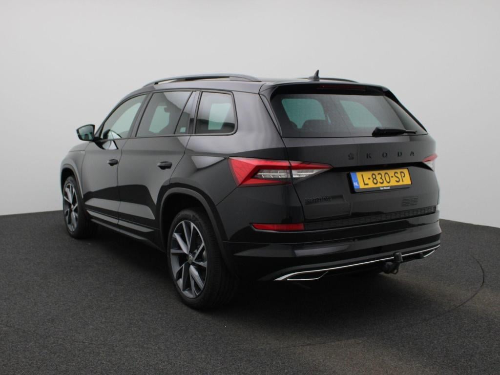 Skoda Kodiaq 1.5 tsi sportline business | panoramadak | trekhaak | sfeerver
