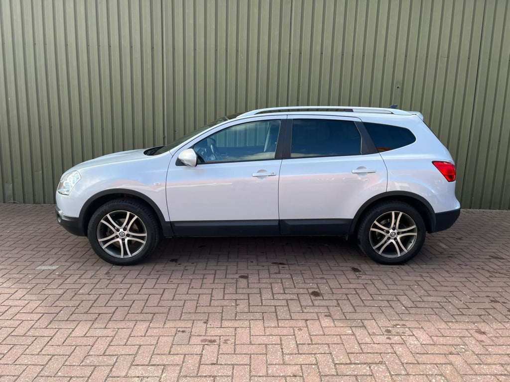 Nissan Qashqai +2 2.0 optima 7 pers, panoramadak