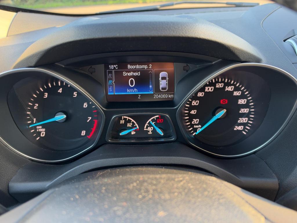 Ford Kuga 1.5 titanium plus clima stoelverwarming trekhaak