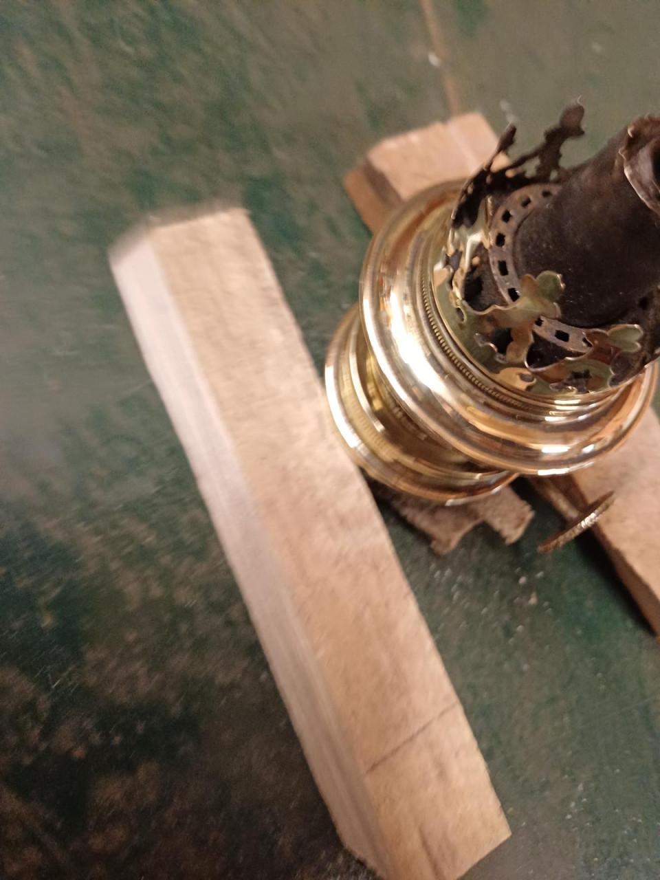 Olielamp brander