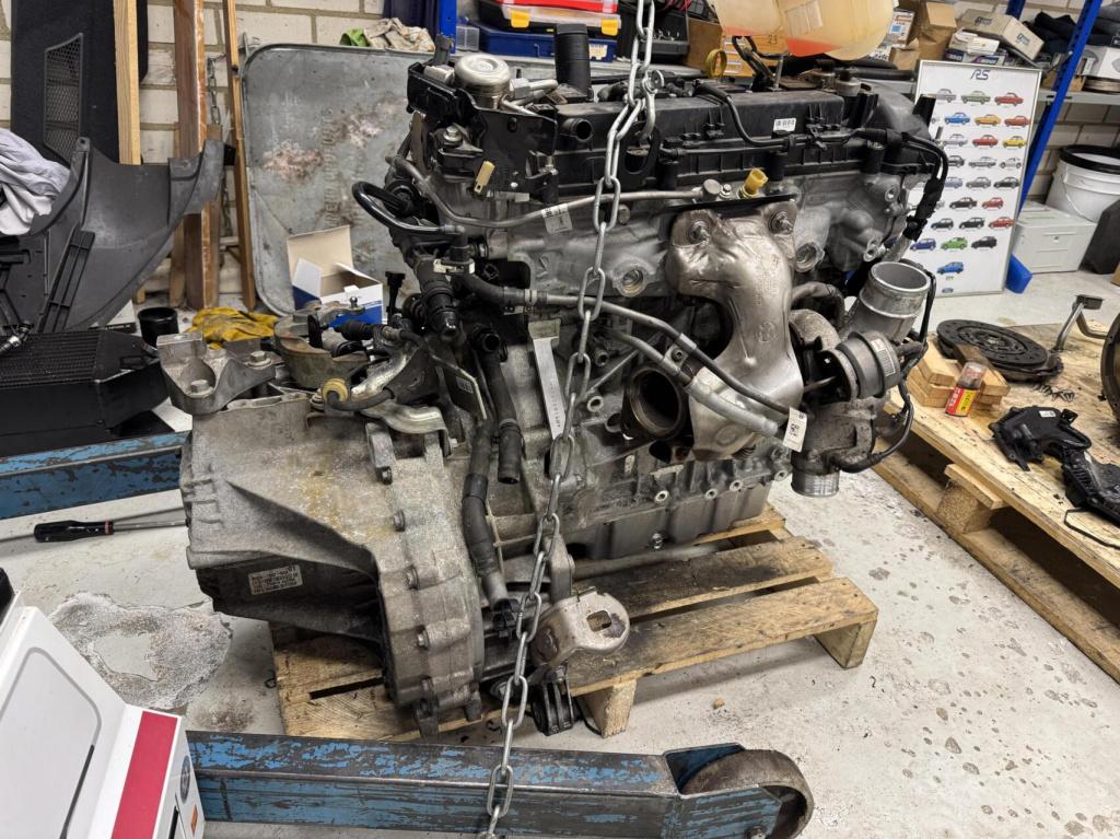 Ford Focus 2.3 rs orig nl schaalstoelen "clubsport"