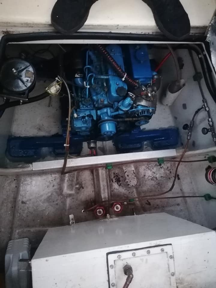 Motorboot. Polyester overnaads