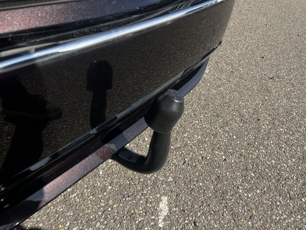 Toyota Corolla Touring Sports 2.0 hybrid executive | trekhaak | pano | nav!