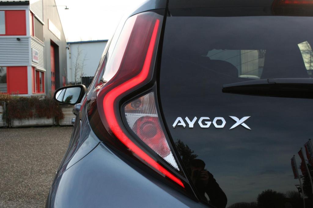 Toyota Aygo x 1.0 vvt-i mt pulse