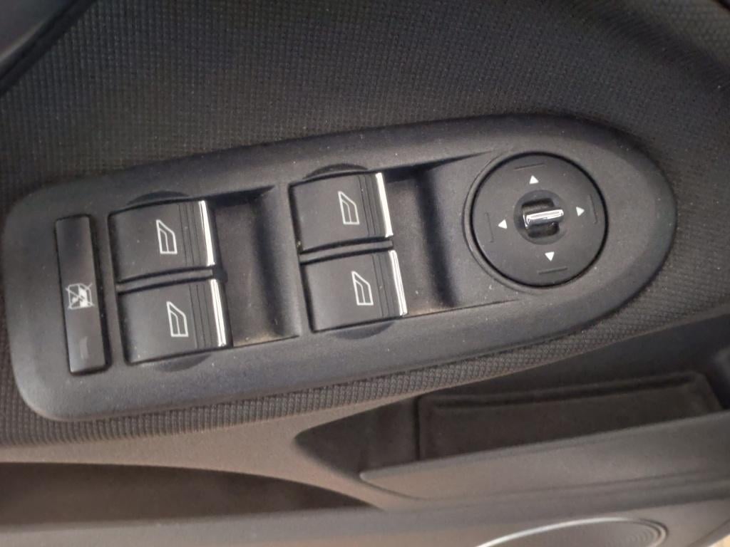 Ford C-max 1.8-16v limited | trekhaak | goed onderhouden |