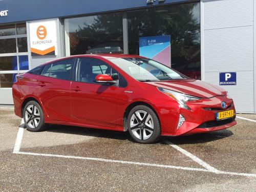 Toyota Prius 1.8 full hybrid 122pk aut active | navi | bt | cruise & climat