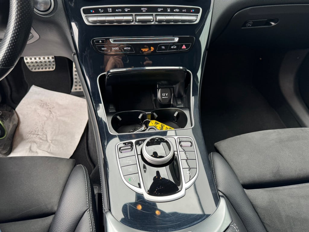 Mercedes-Benz Glc coupé 250 4matic amg automaat /apple-carplay