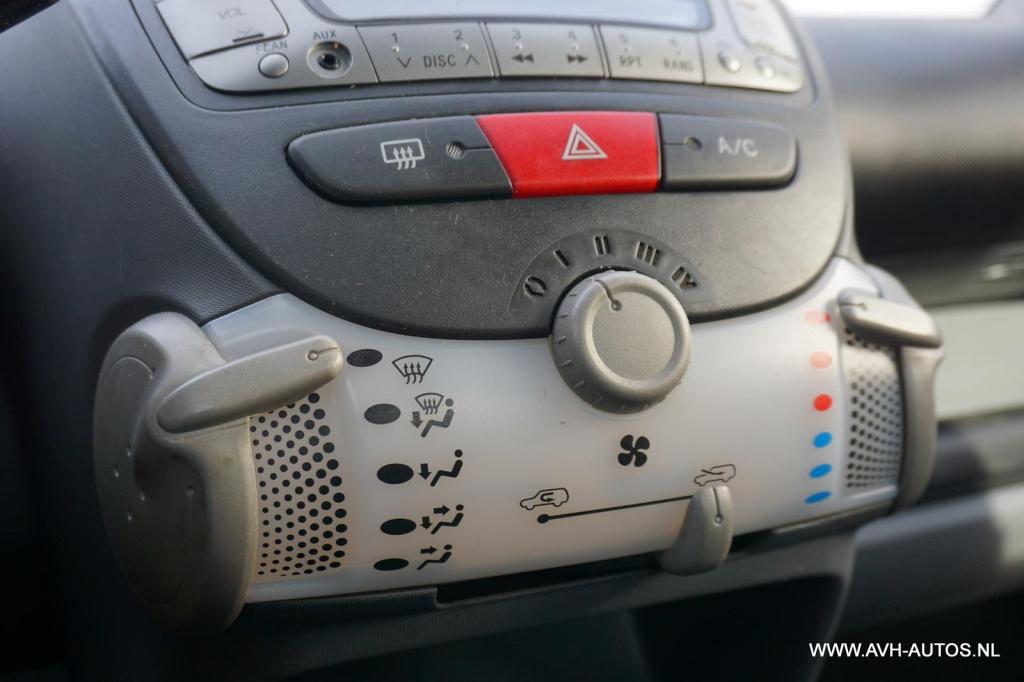 Toyota Aygo 1.0-12v access