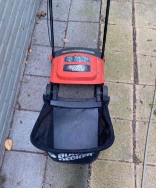 Te koop Black & Decker ontmosser/beluchter