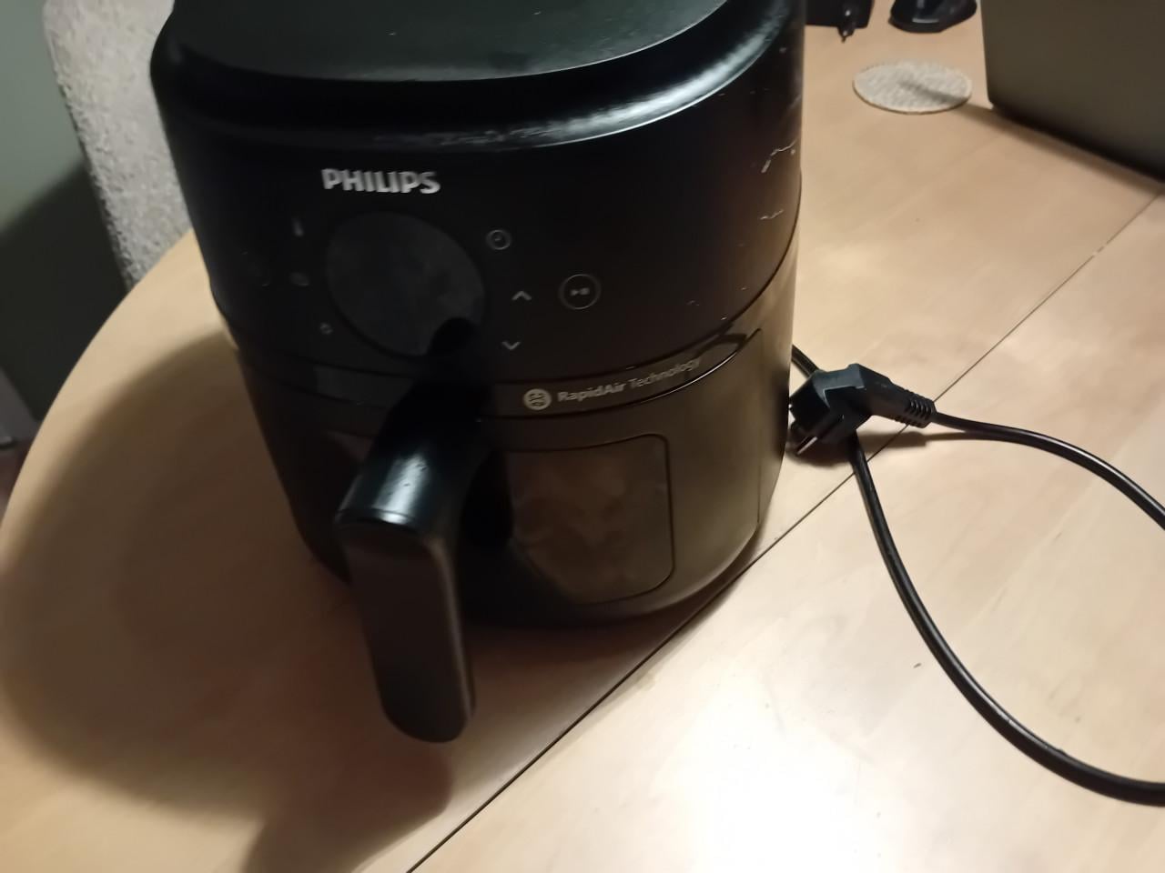 Te koop: een z.g.a.n. Philips airfryer