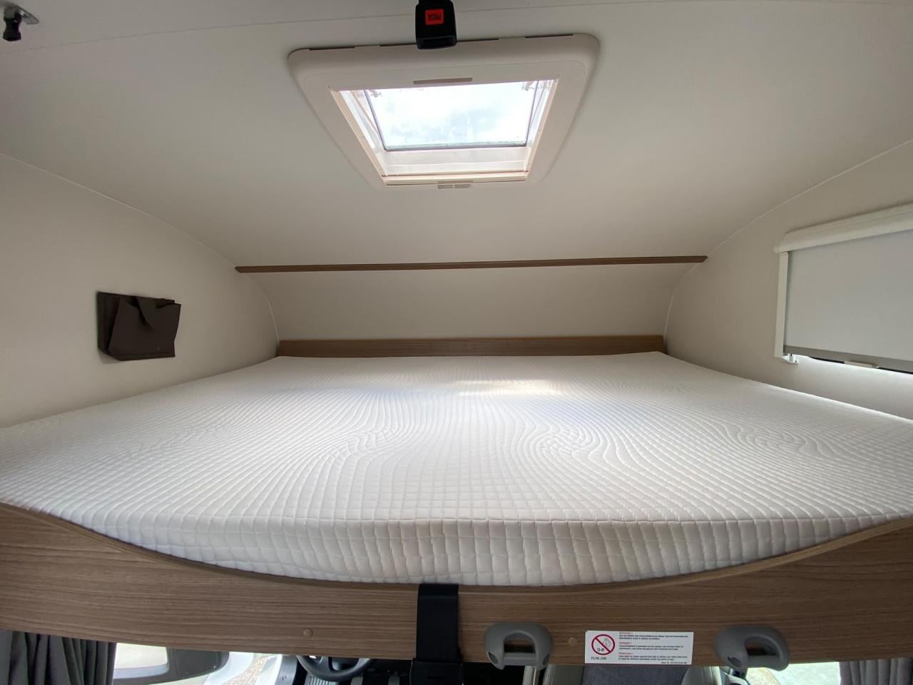 Carado | Capron A361 | 6 persoons half-integraal camper