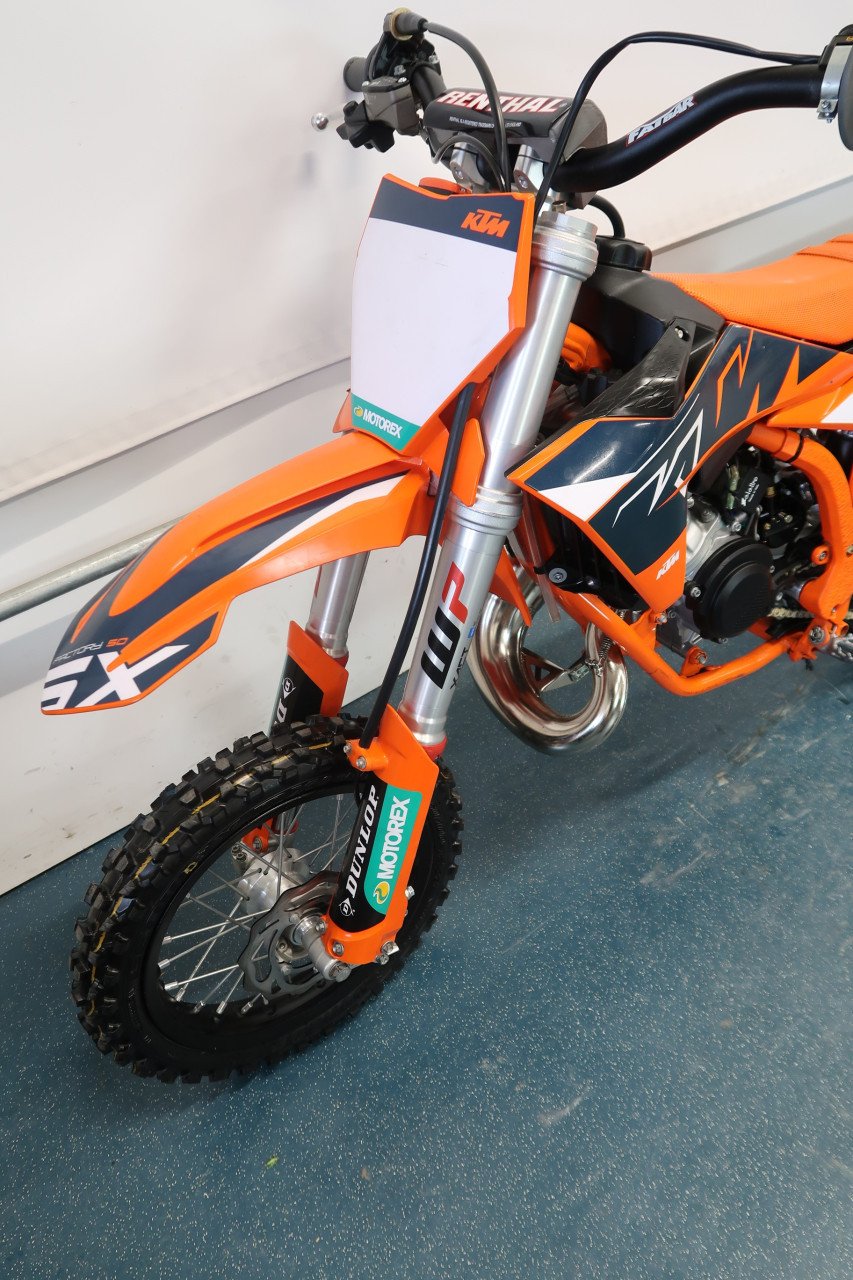 KTM 50SX Factory Edition 2025 als nieuw