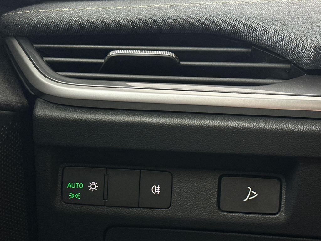Skoda Elroq business edition tour elektromotor 210 kw / 286 pk