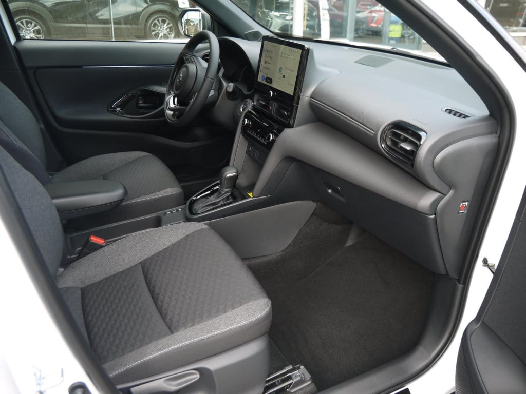 Toyota Yaris Cross 1.5 hybrid 130 dynamic|comfort pack|rijklaar