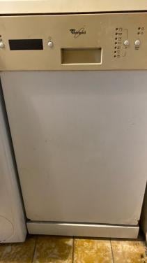 Vaatwasser Whirlpool 45 cm werkt gied wat beschadigingen