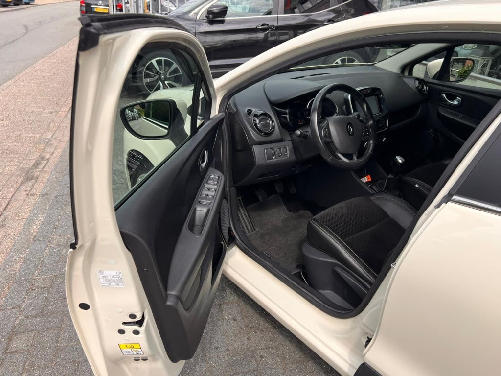 Renault Clio 0.9 tce limited