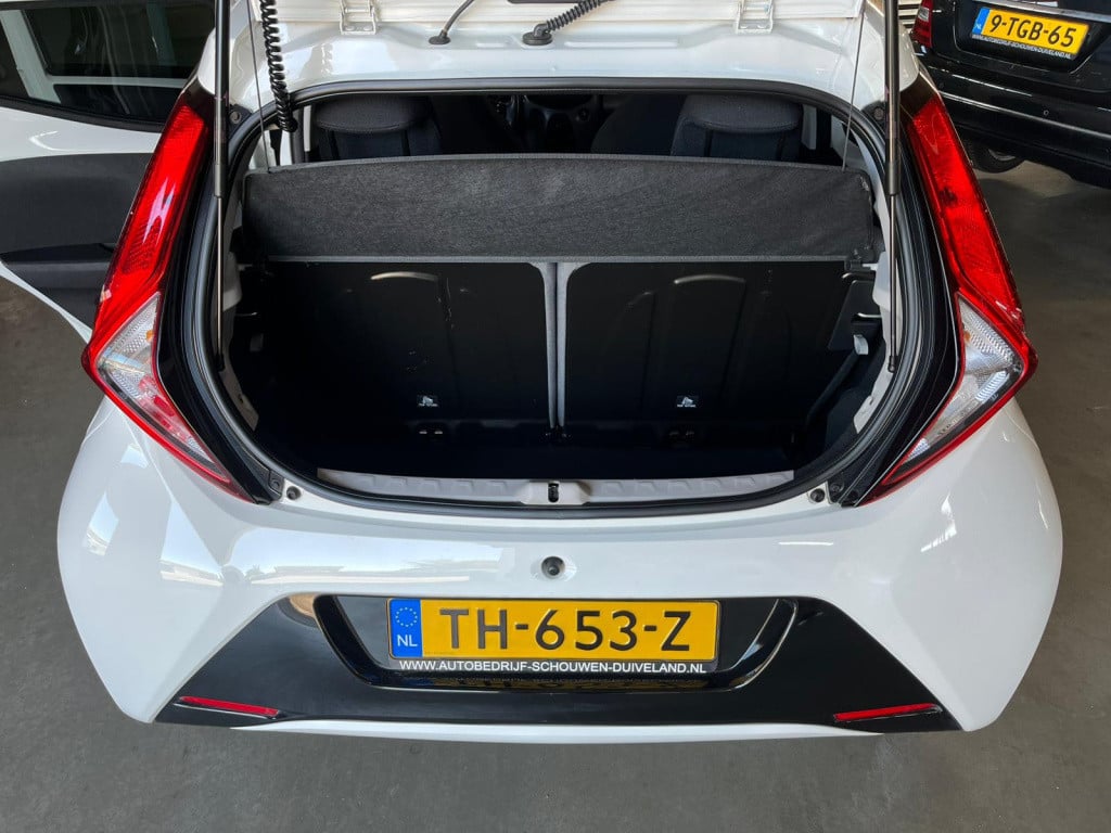 Toyota Aygo 1.0 vvt-i x-first cabriodak, apple carplay, achteruitrijcamera