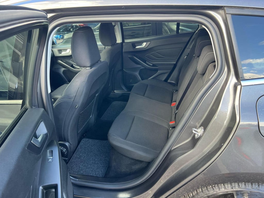 Ford Focus 1.0 ecoboost hybrid 125pk titanium