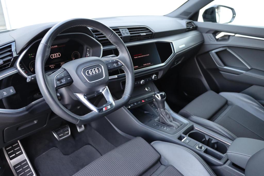Audi Q3 sportback 45 tfsi e s edition 245pk s-tronic | soh 97,8% |