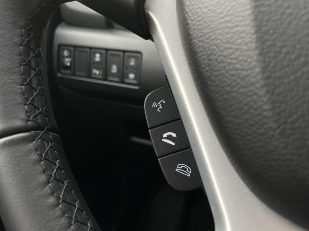 Suzuki Vitara 1.4 boosterjet style smart hybrid