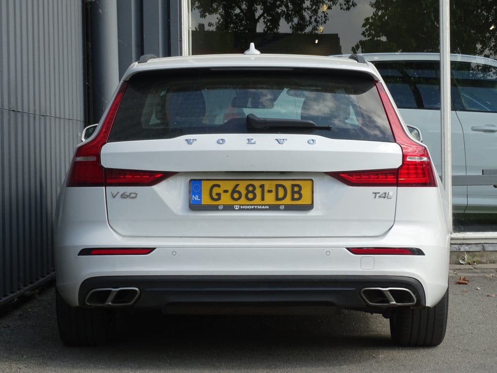 Volvo V60 2.0 t4 automaat business pack connect | apple carplay/android aut