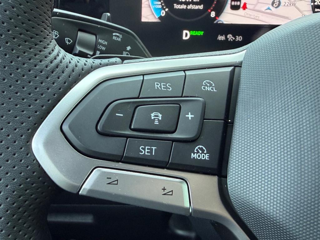Volkswagen Tiguan 1.5 etsi 150pk dsg r-line | black line | 360 camera | sta