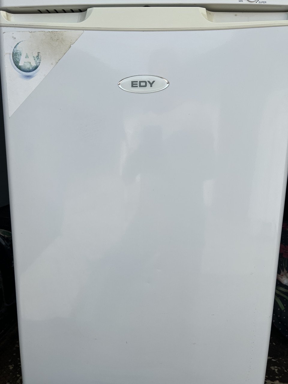 Als nieuwe A+ klasse vrieskast met 4 laden 85x55 cm. 80 liter