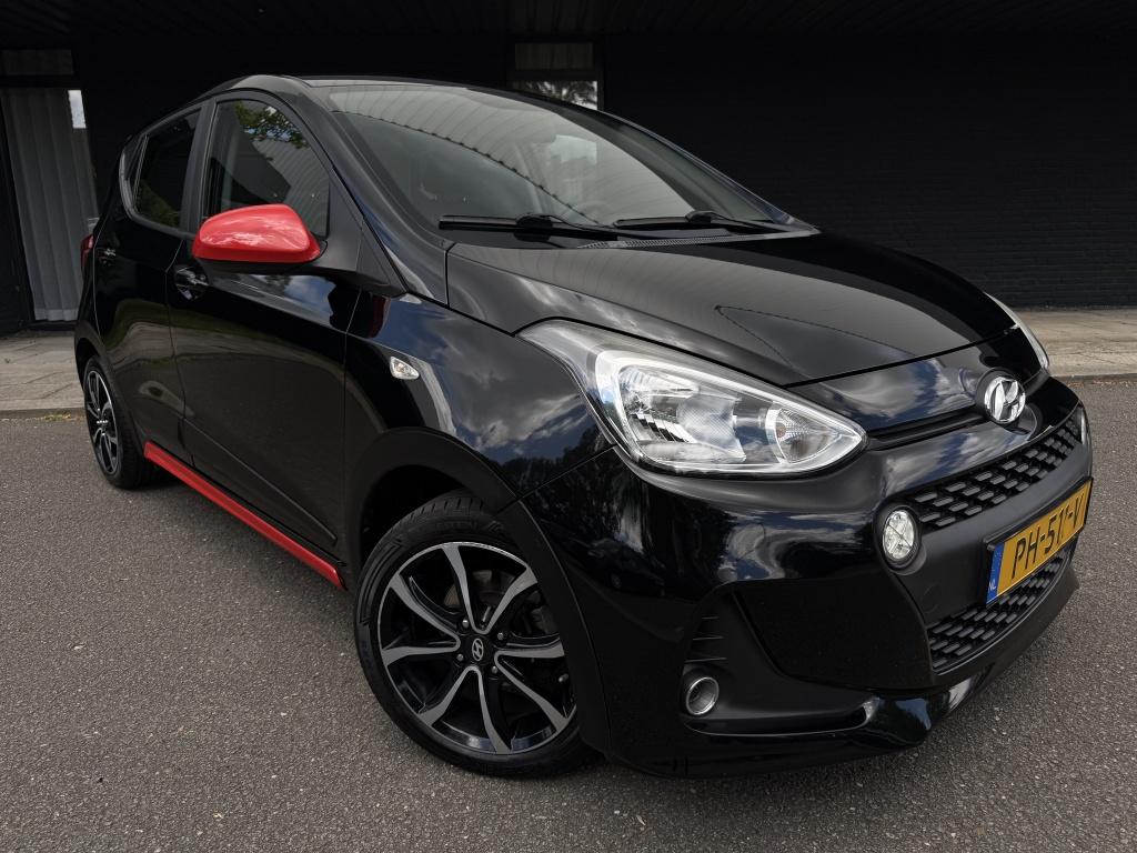 Hyundai I 10 1.0i go! - carplay - android auto - sportieve uitvoering -