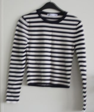 Truitje donkerblauw wit gestreept maat m