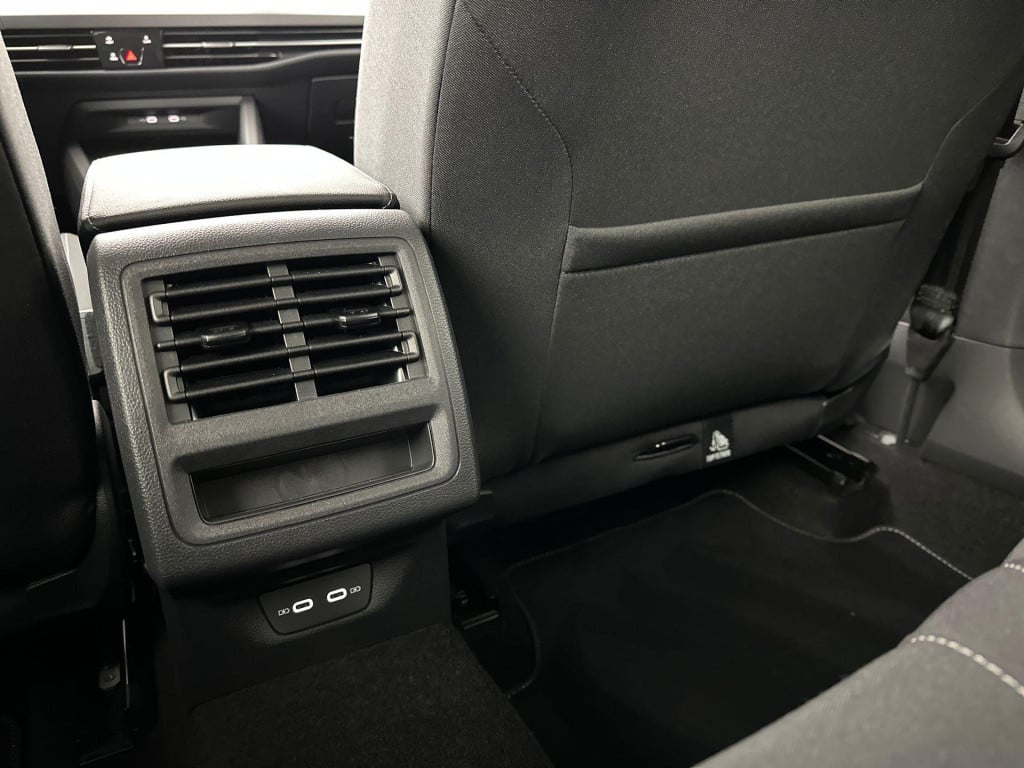 Volkswagen Golf variant 1.5 etsi life business dsg7 130pk