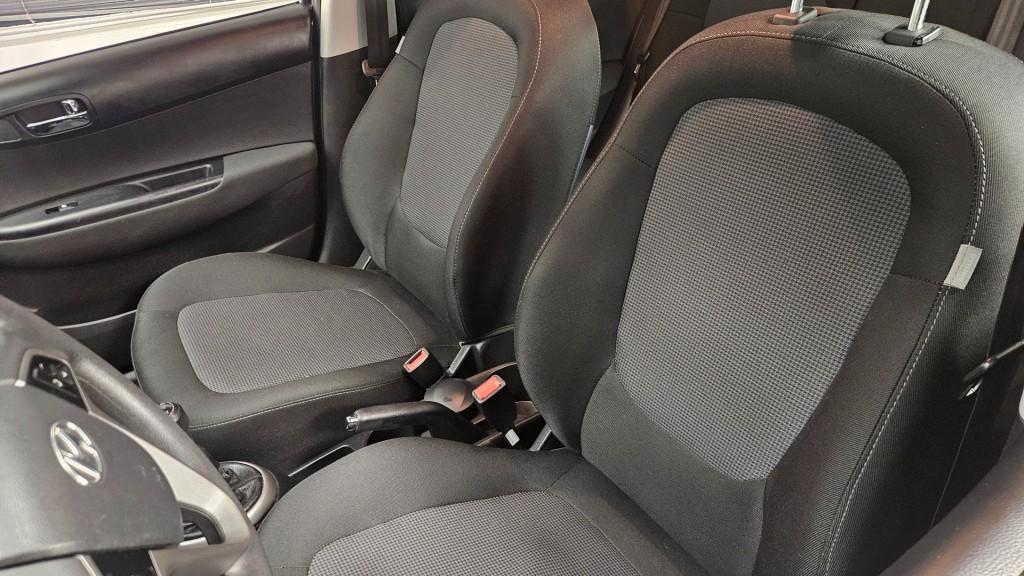 Hyundai I 20 zuinige 1.2i i-drive / nl auto / nap