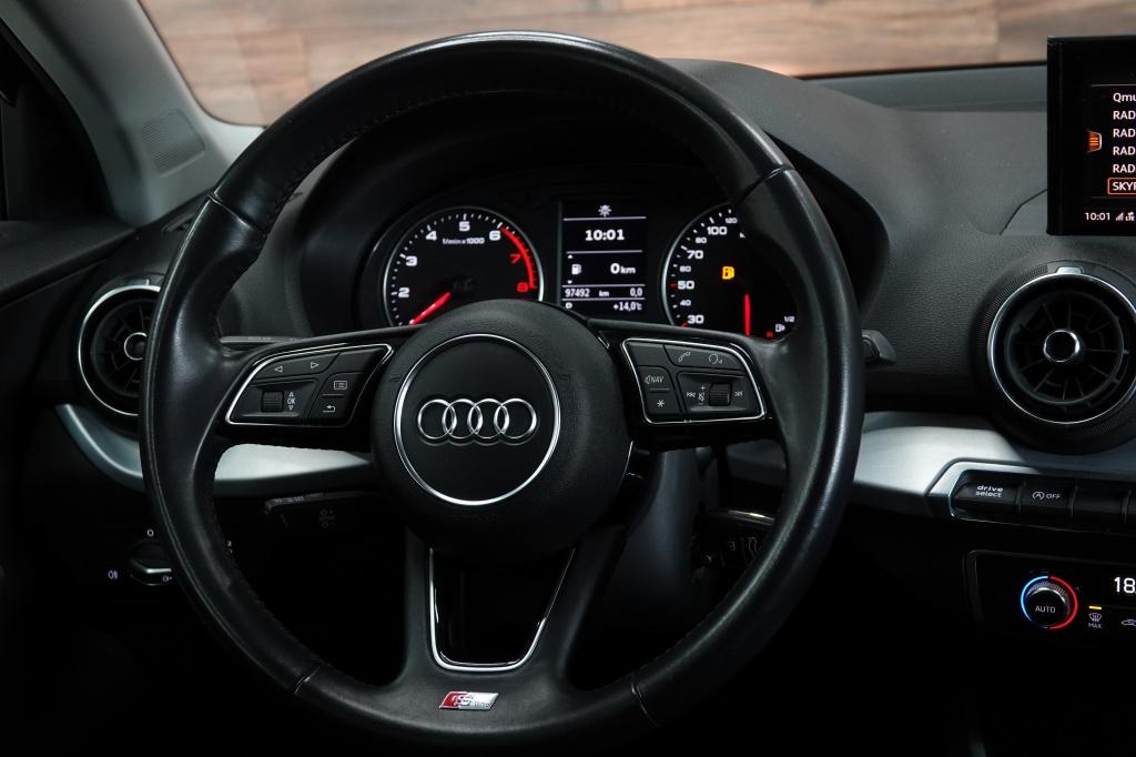 Audi Q2 1.0 tfsi sport | pdc | 19" | driveselect |