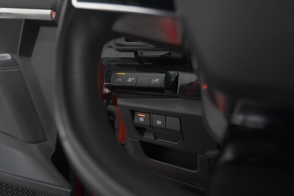 Renault Austral 1.2 e-tech full hybrid 200 techno | panoramadak | 360 camer
