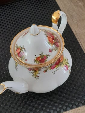 Royal albert old country rose