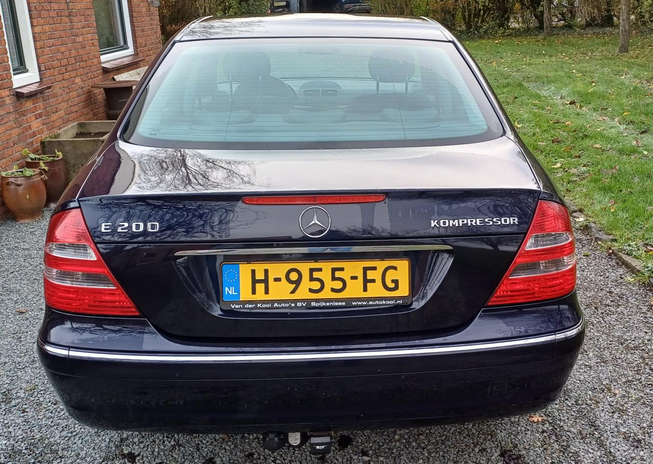 Mercedes Benz E200 Elegance