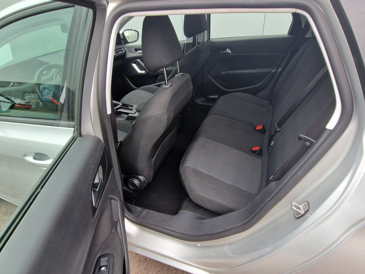 Peugeot 308 SW 1.2 PureTech Blue Lease