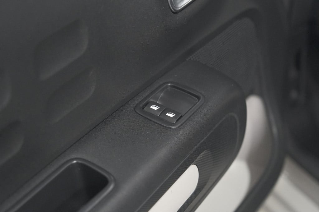Citroen C3 puretech 82 c-series | climate control | apple carplay | stoelve