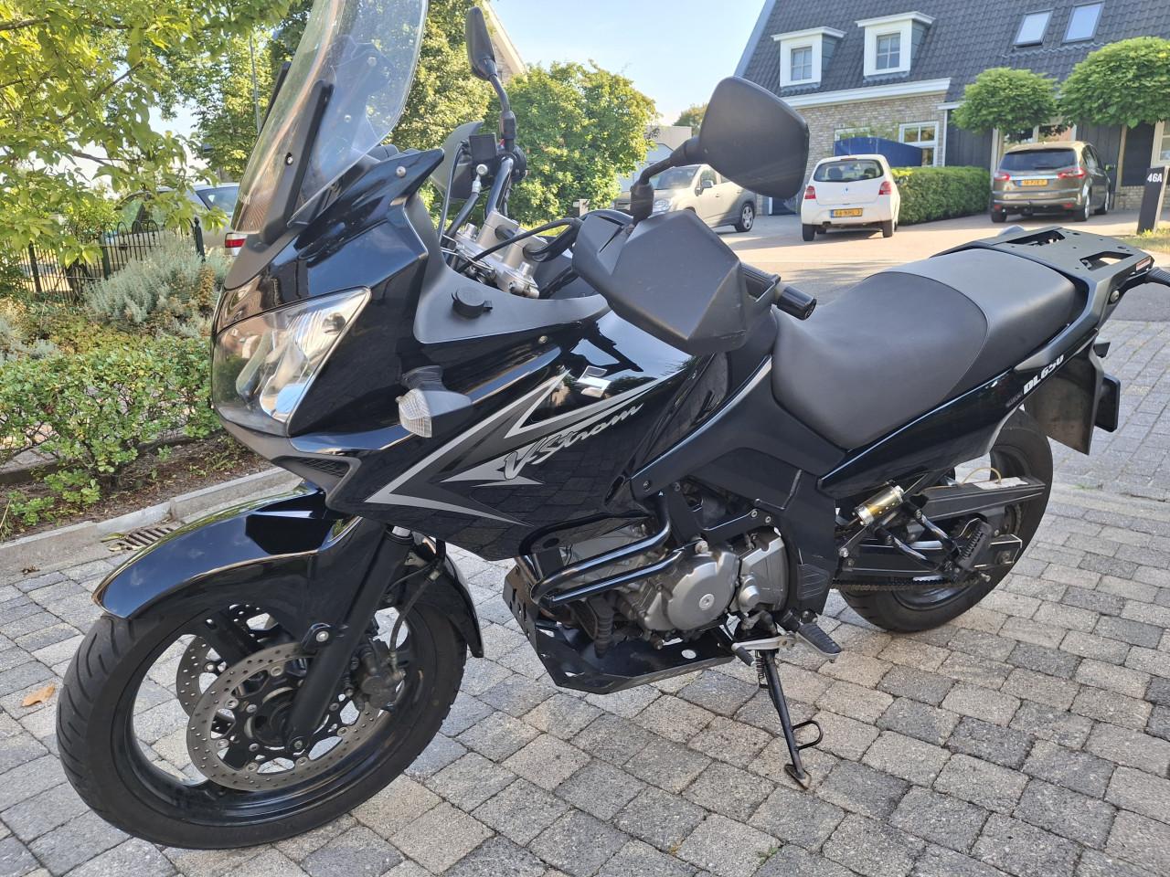SUZUKI DL 650 V-STROM `010 TOPSTAAT KOOPJE;;