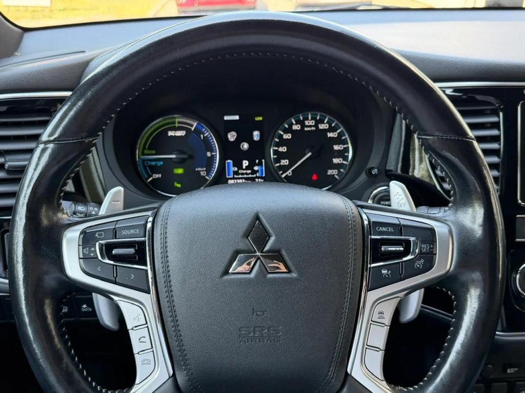 Mitsubishi Outlander 2.4 phev instyle panoramadak|trekhaak|1500kg trekgewic