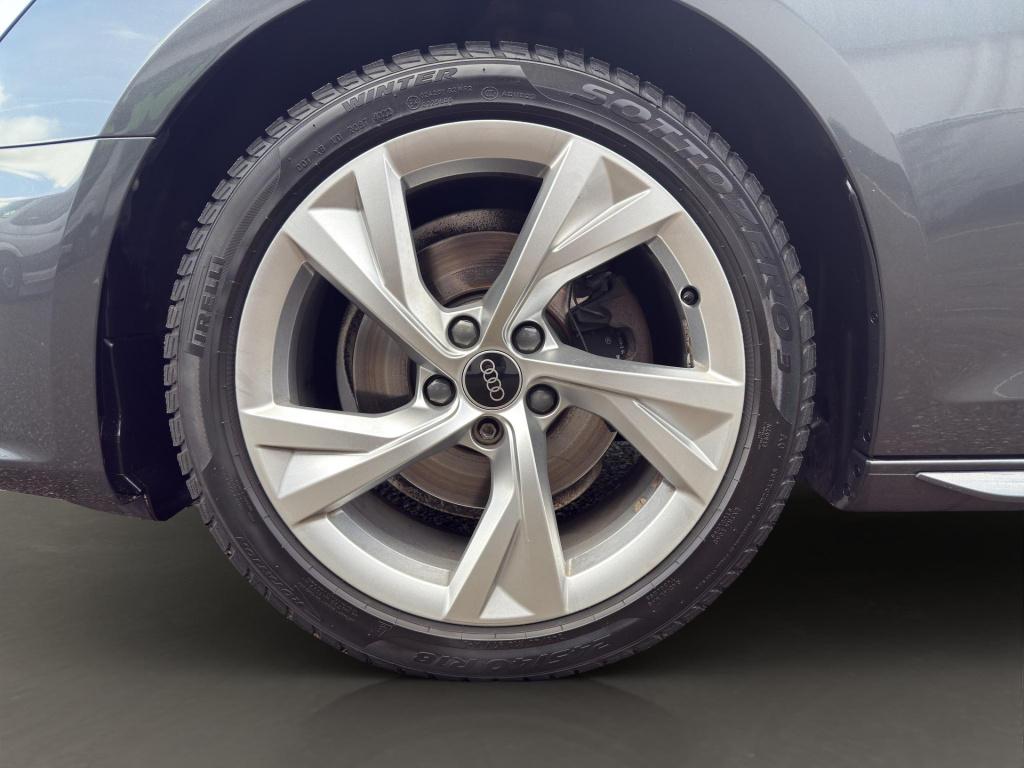 Audi A4 avant 35 tfsi s edition | 18"| pano | led | leder & verwarm | matri