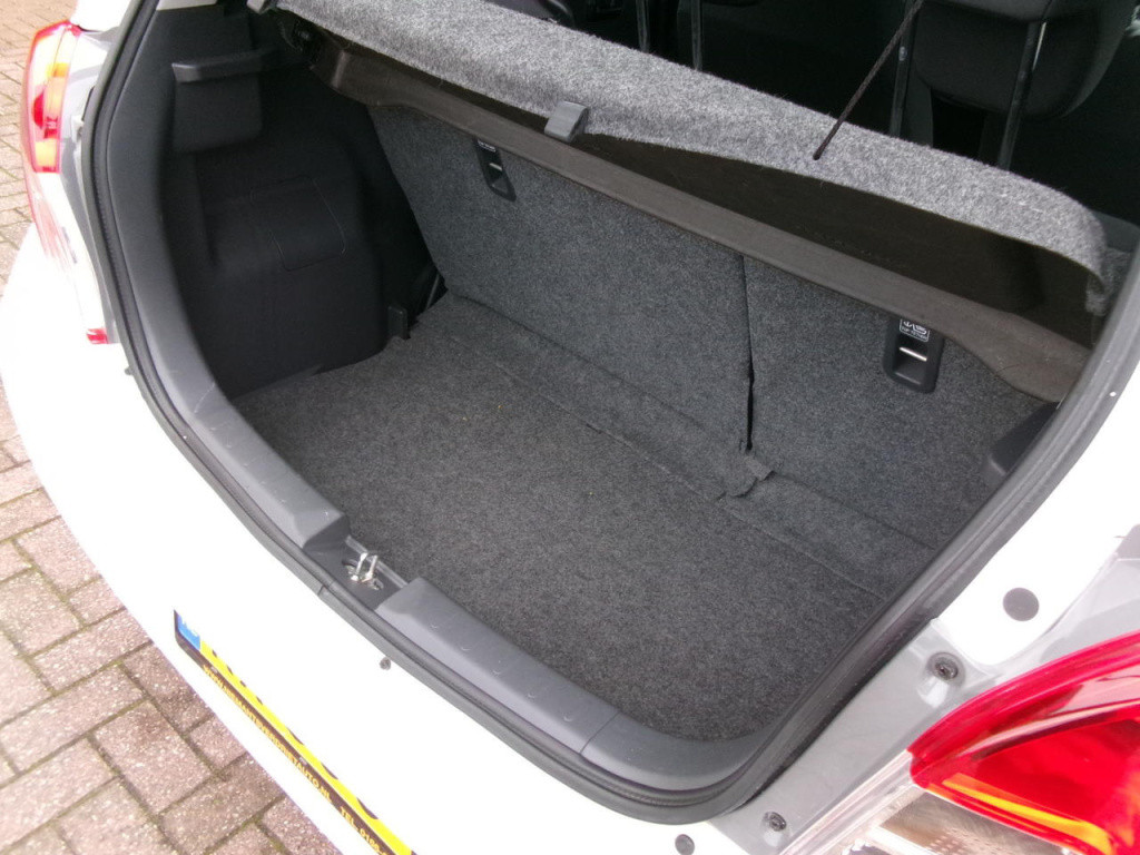 Suzuki Celerio 1.0 5-deurs, airco, bluetooth, orig. nl auto