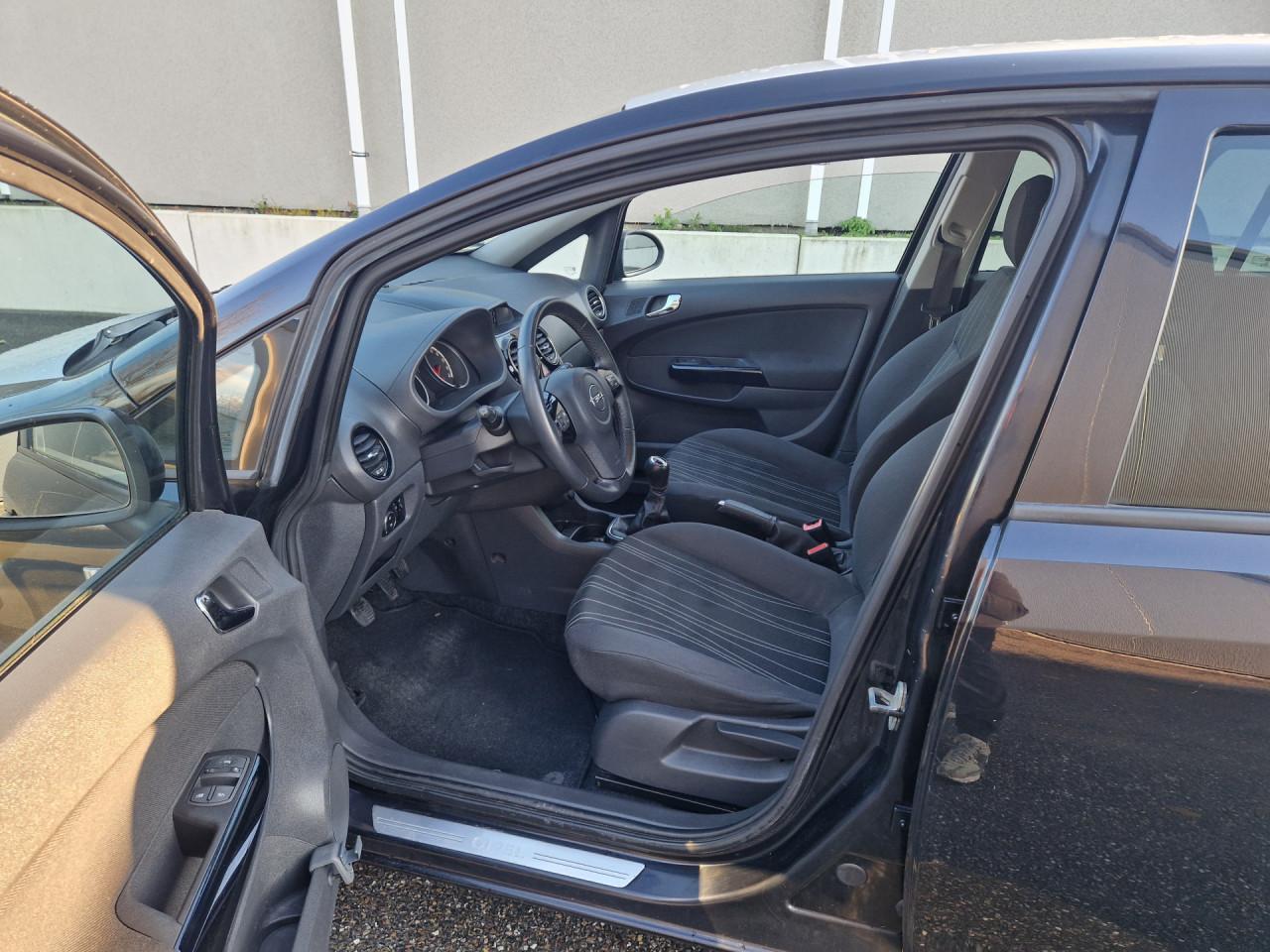 Opel Corsa 1.4-16V '111' Edition