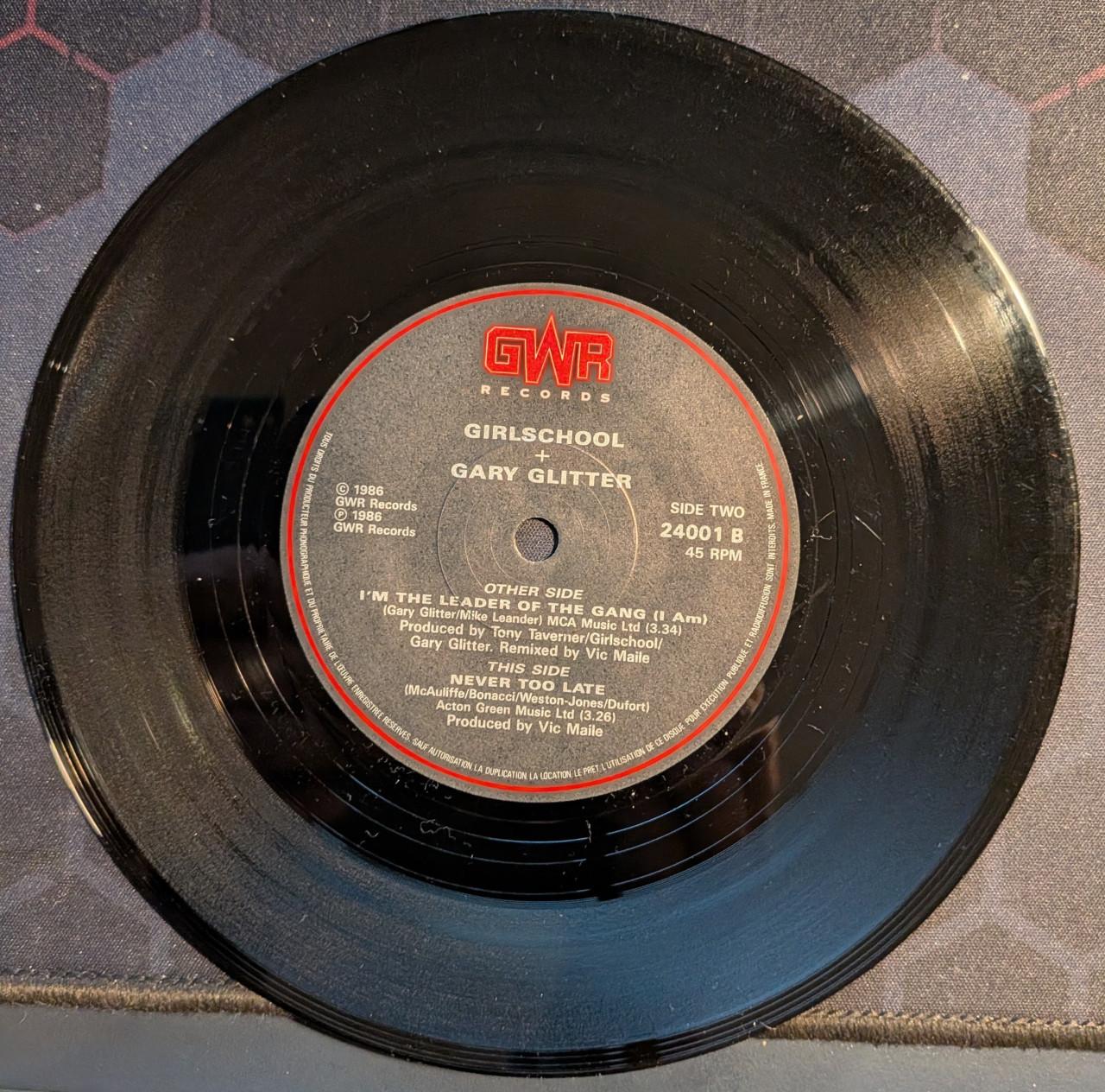 Single Gary Glitter + Girlschool - I'm The Leader Of The Gang (I Am)