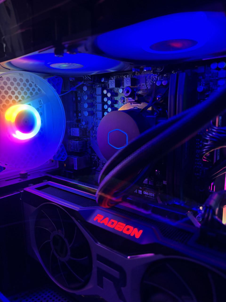 Game PC Ryzen 5 7600X en RX 6700 XT